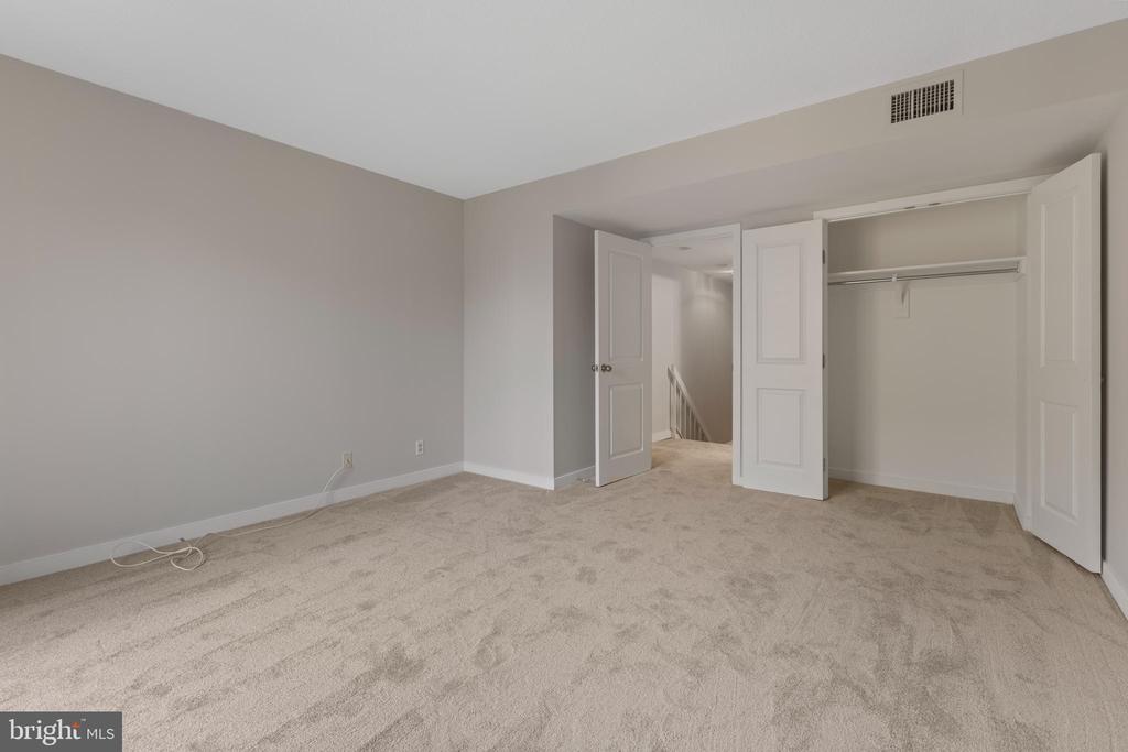 1099 22ND STREET NW 601