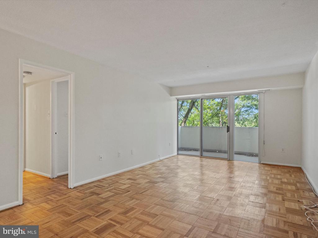 700 7TH STREET SW Unit: 430
