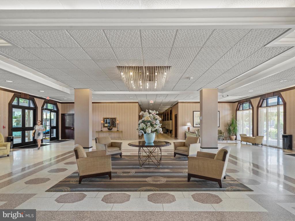 700 7TH STREET SW Unit: 430