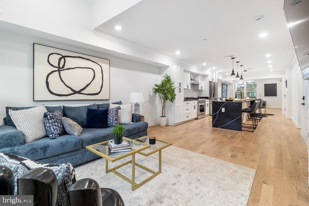 1242 MEIGS PLACE NE 3