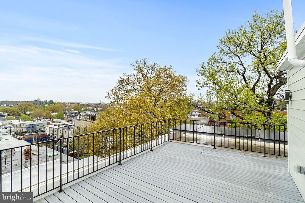 1242 MEIGS PLACE NE 3