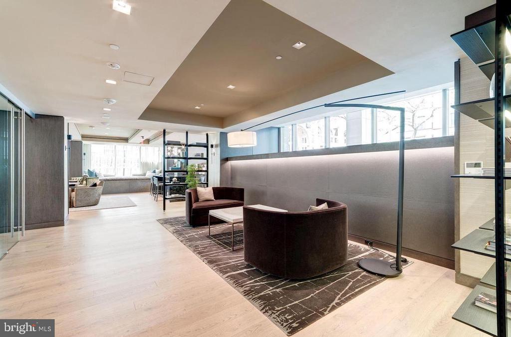 2501 M STREET NW 207