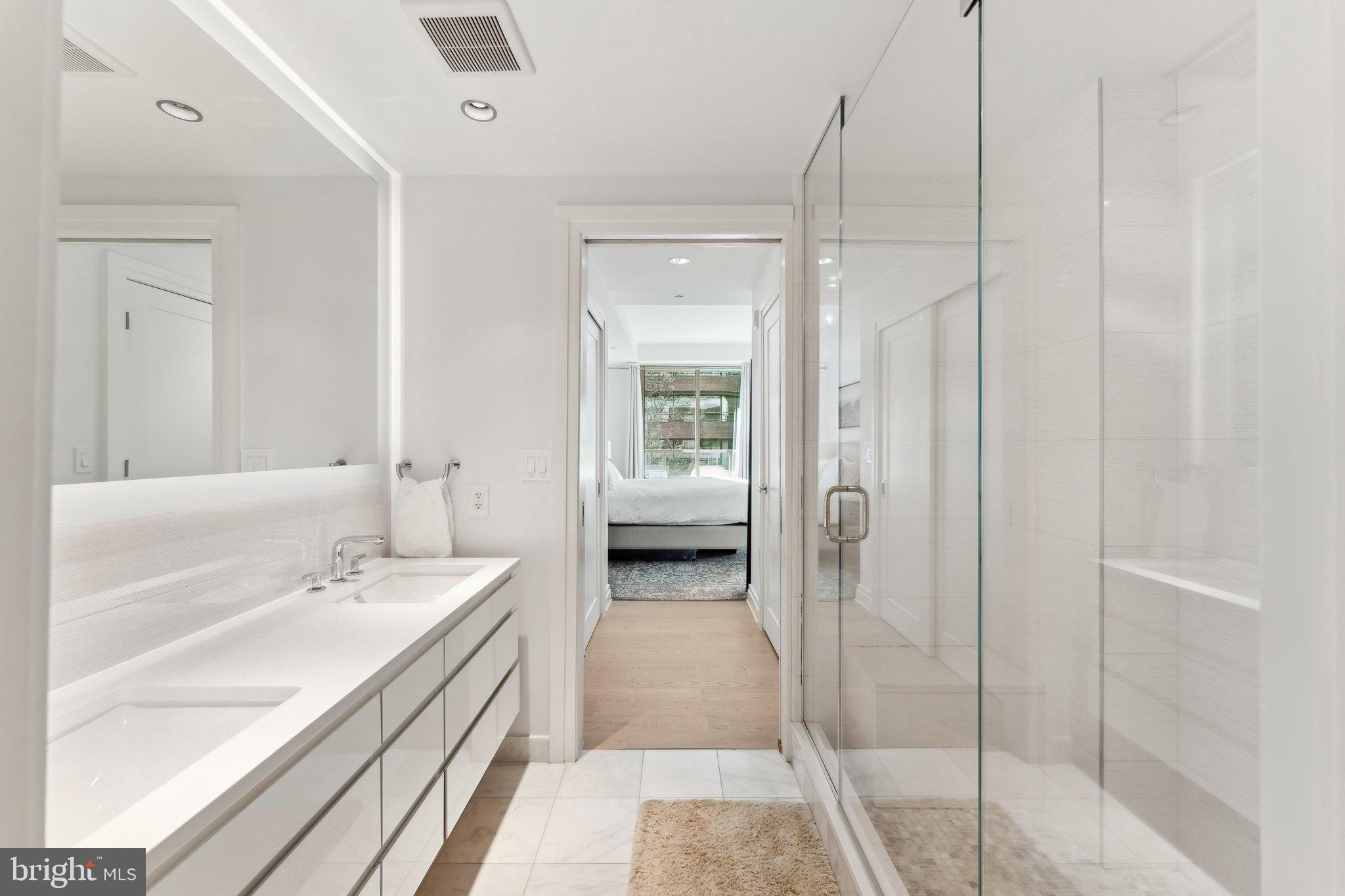 2501 M STREET NW 207