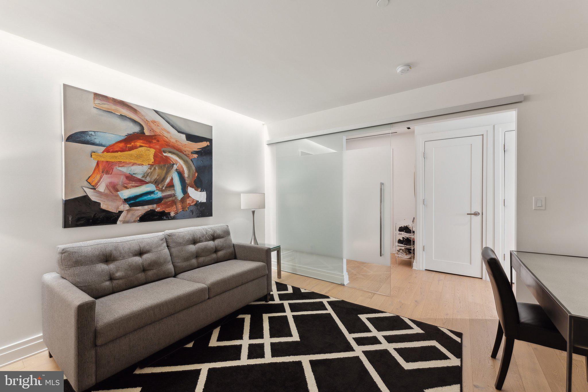 2501 M STREET NW 207