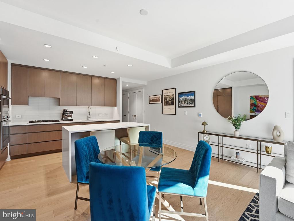 2501 M STREET NW 207