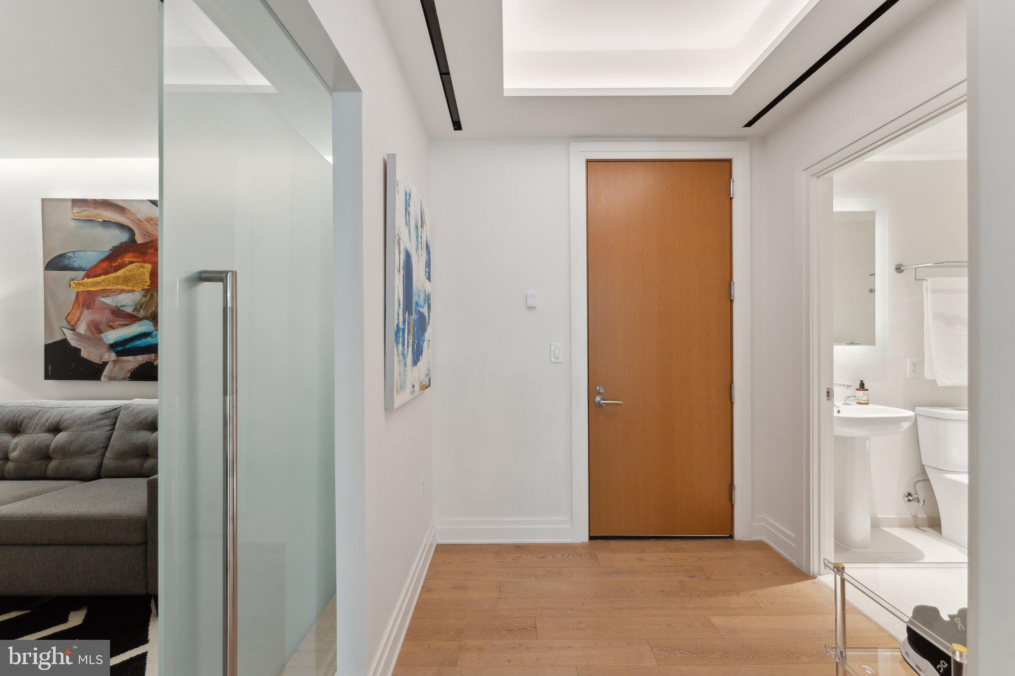 2501 M STREET NW 207