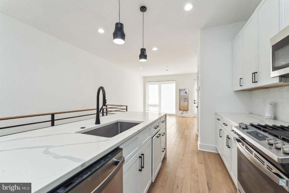 3916 14TH STREET NW 2