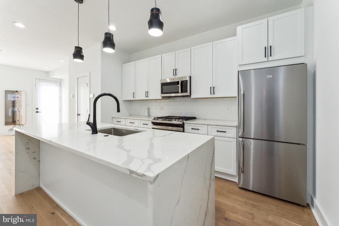3916 14TH STREET NW 2