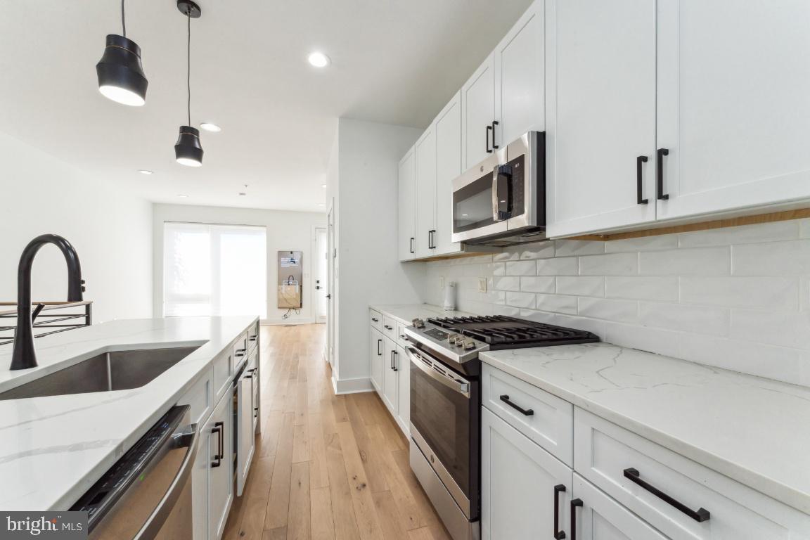 3916 14TH STREET NW 2