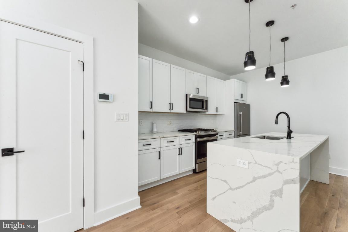3916 14TH STREET NW 2