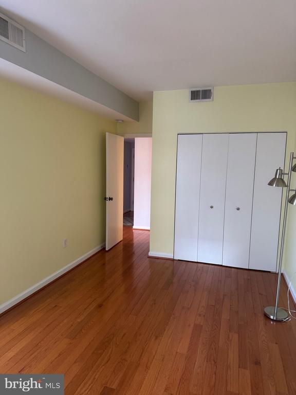 1763 COLUMBIA ROAD NW 305