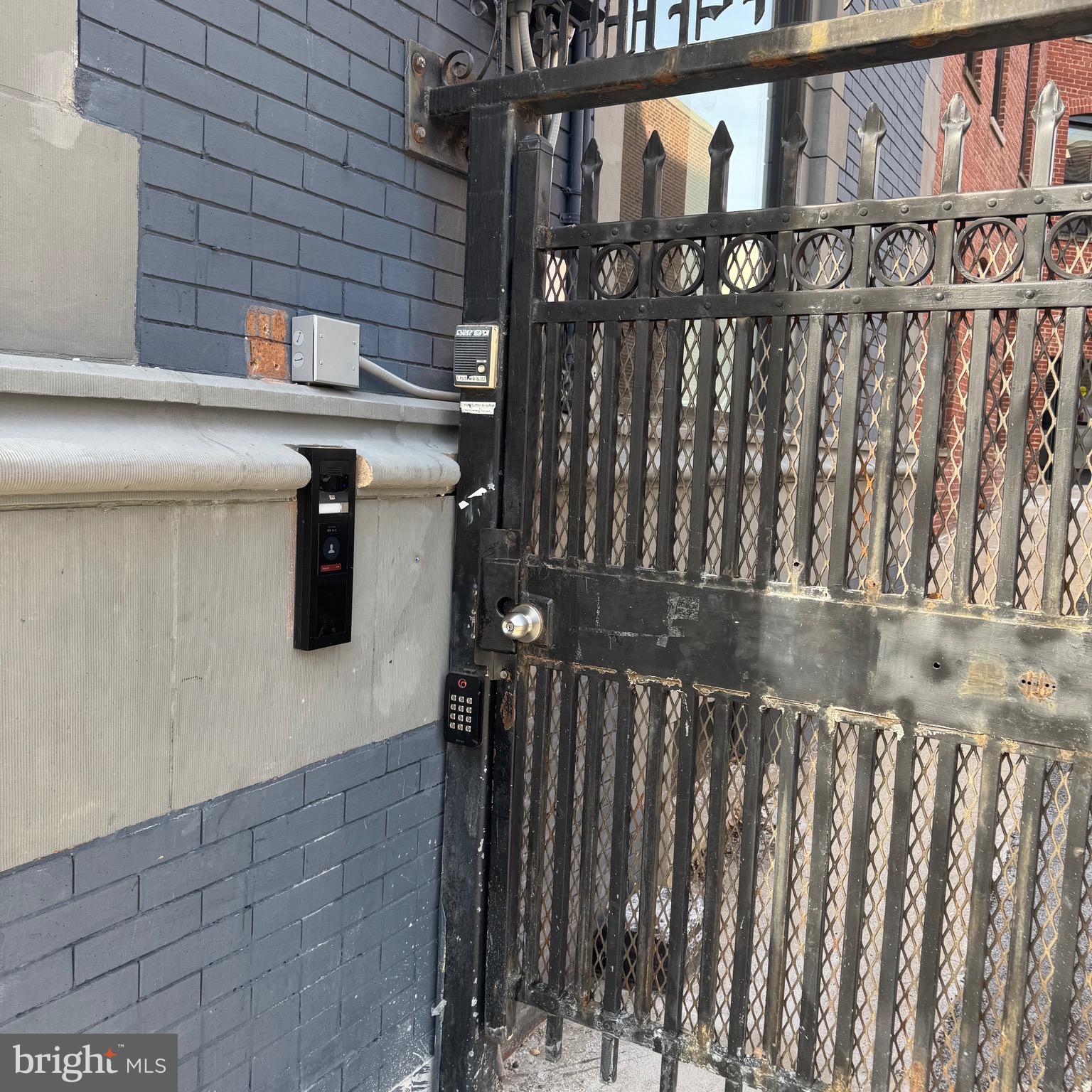 1763 COLUMBIA ROAD NW 305