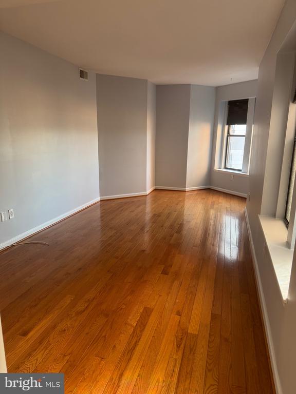1763 COLUMBIA ROAD NW 305