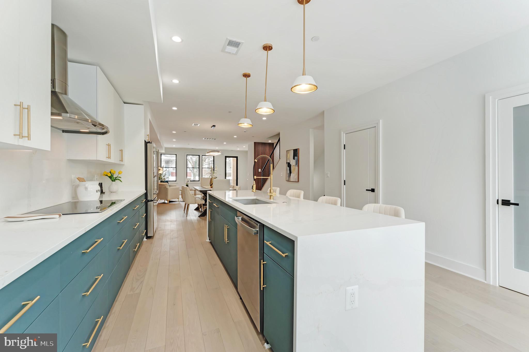 4411 ILLINOIS AVENUE NW