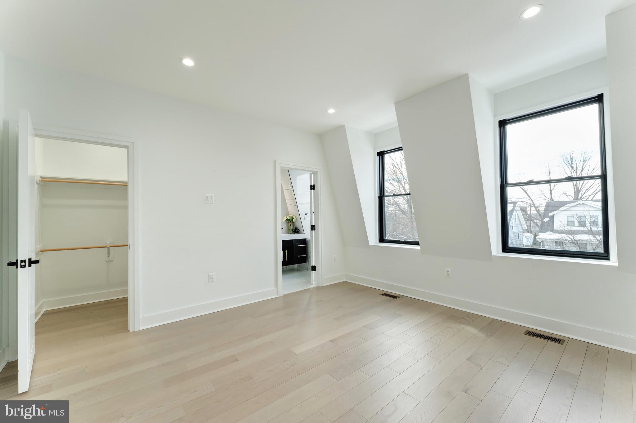 4411 1/2 ILLINOIS AVENUE NW