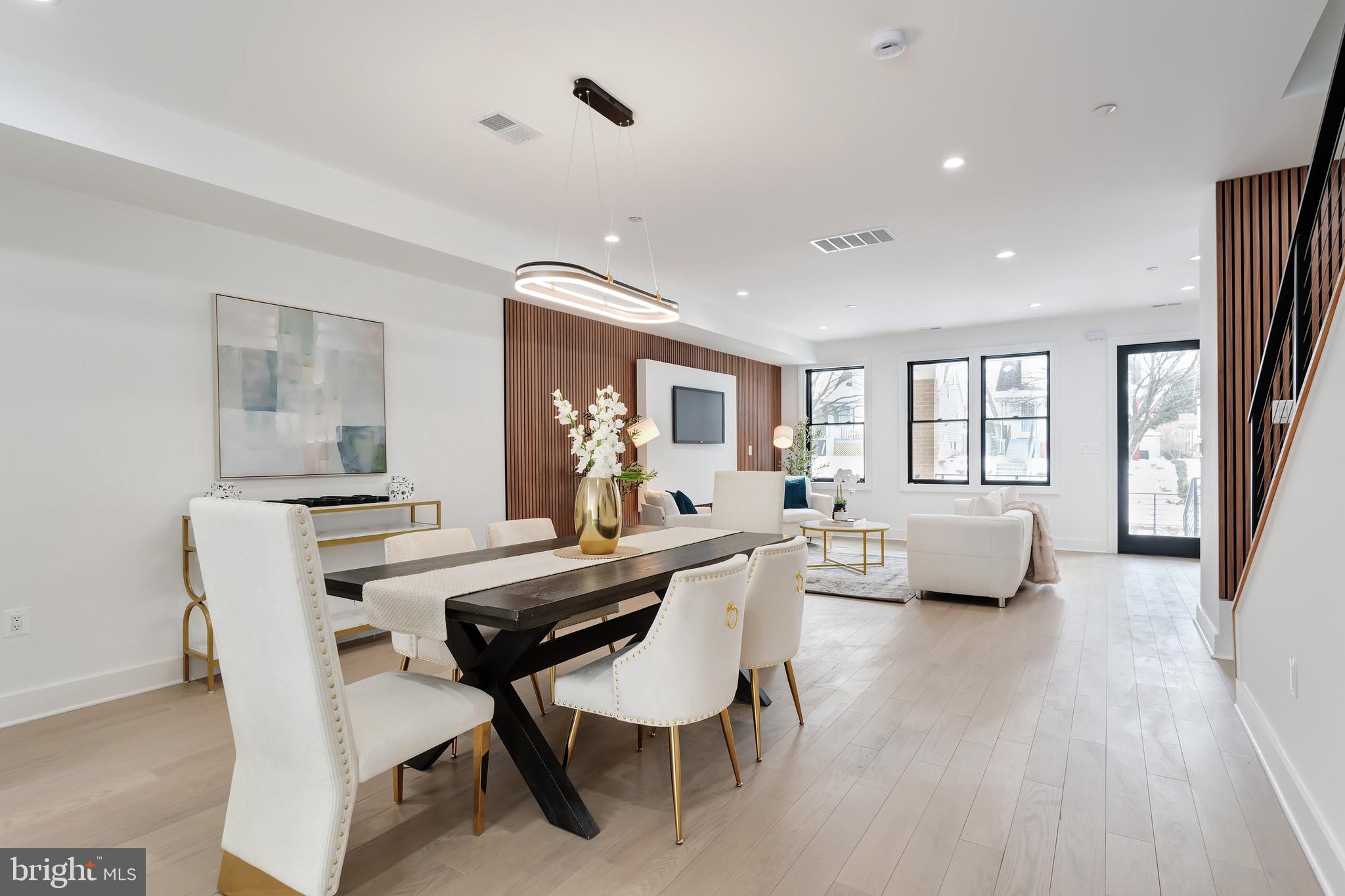 4411 1/2 ILLINOIS AVENUE NW