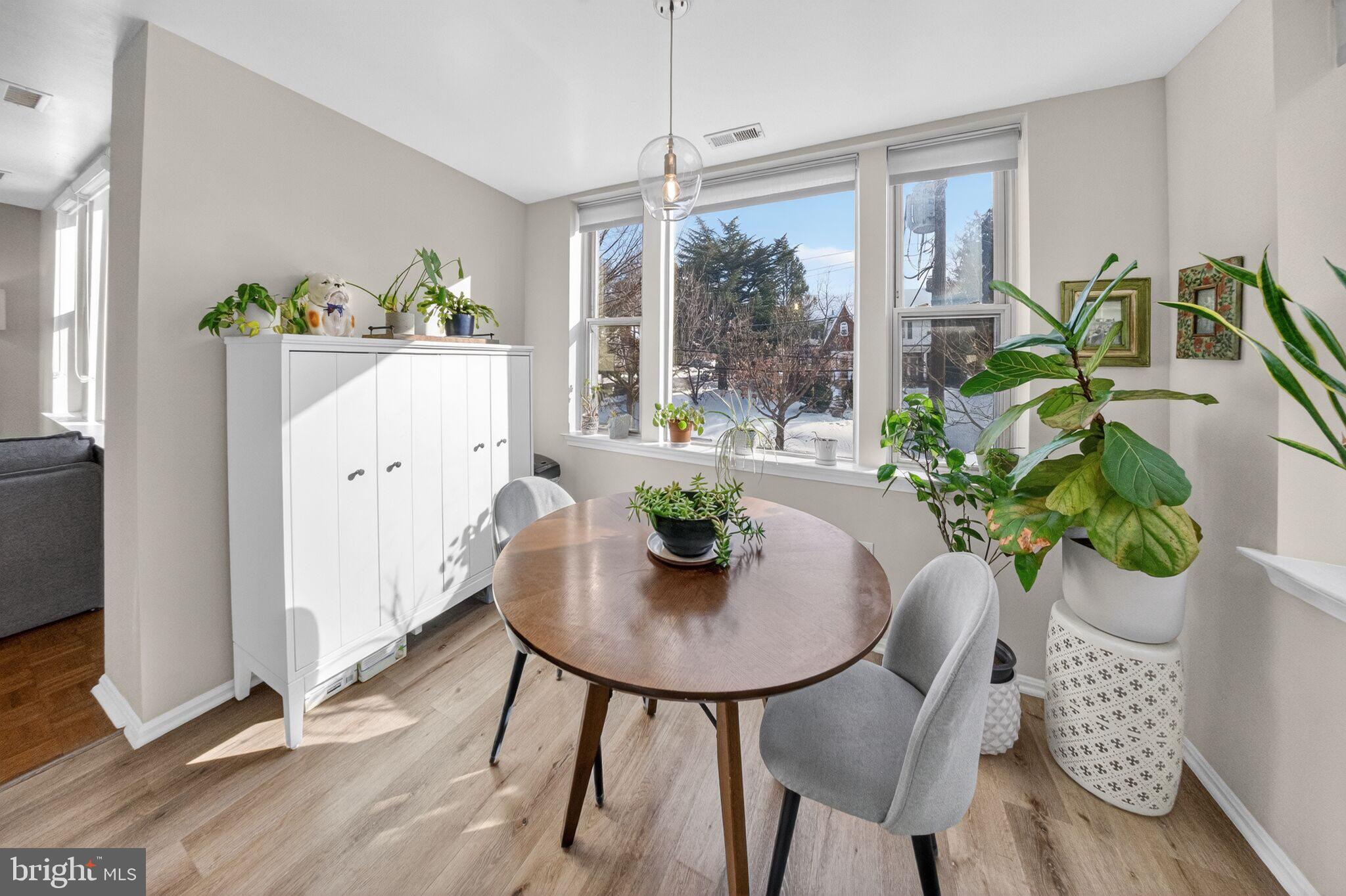 1218 PERRY STREET NE 201