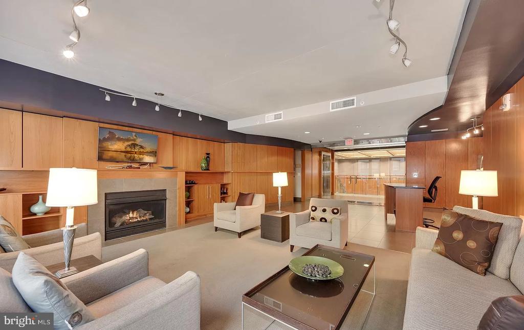 1133 14TH STREET NW 905