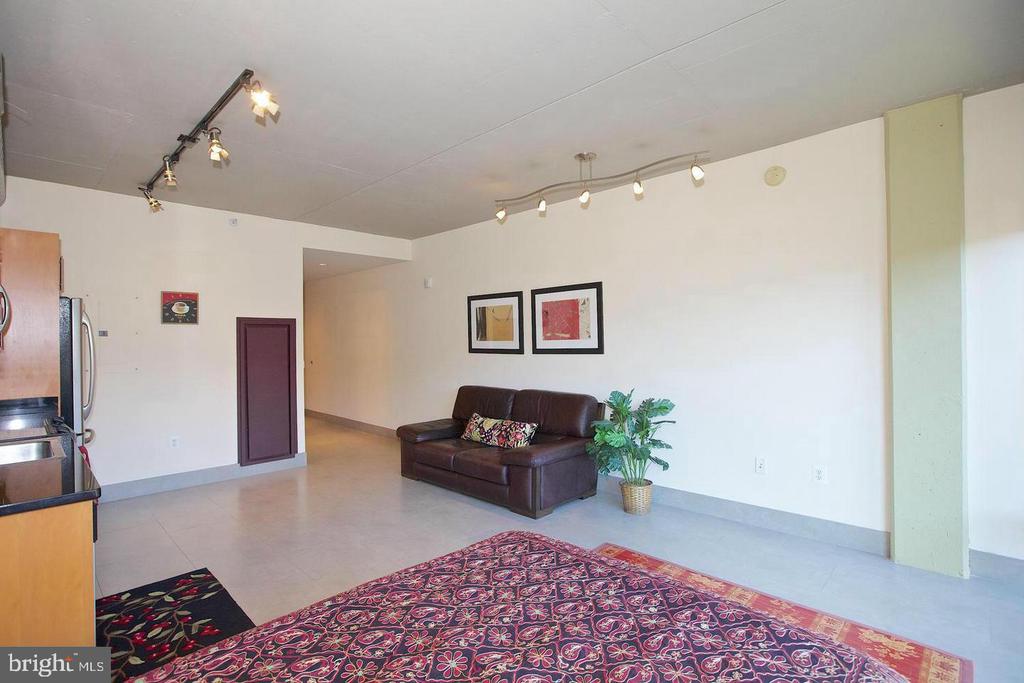 1133 14TH STREET NW 905
