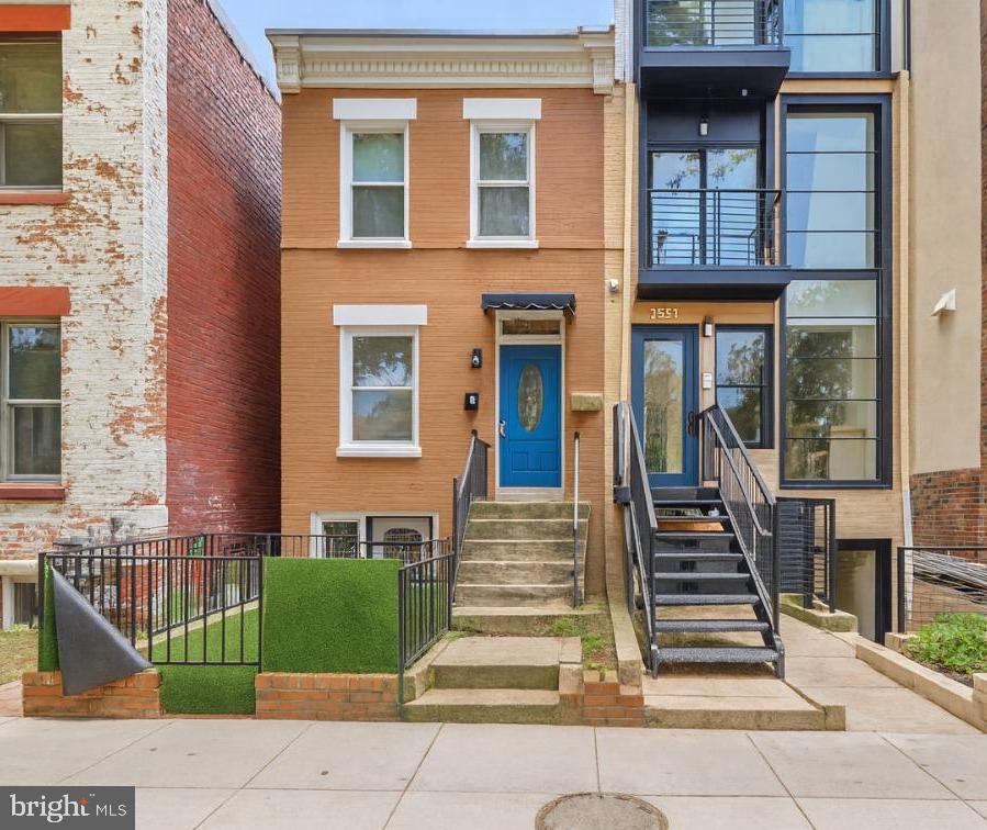 1315 PENNSYLVANIA AVENUE SE B