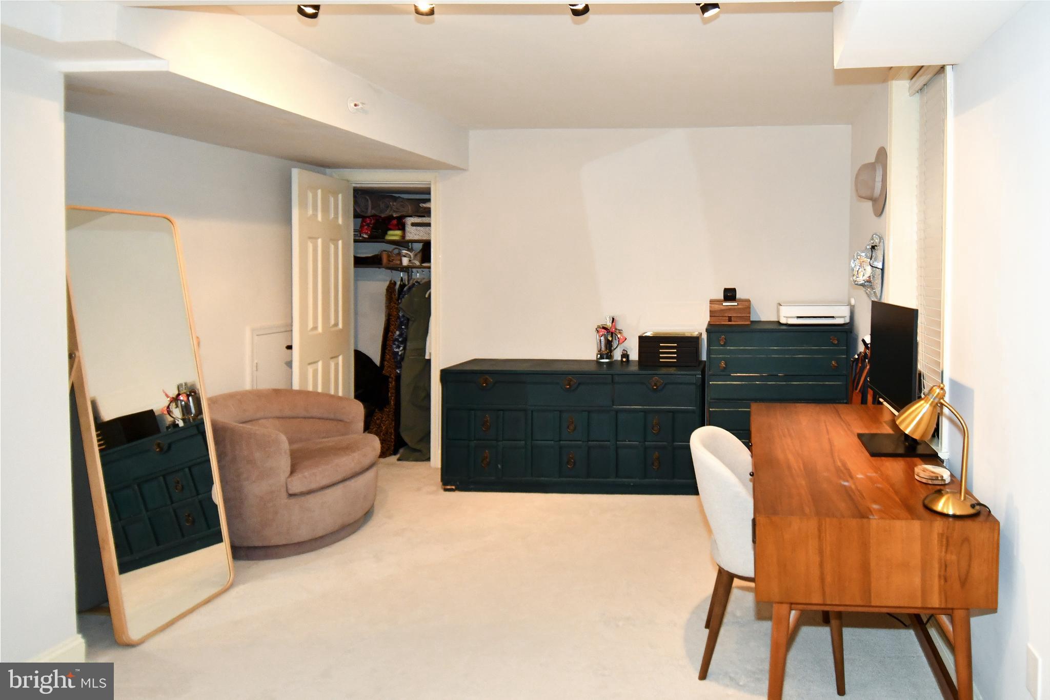 1731 WILLARD STREET NW 105