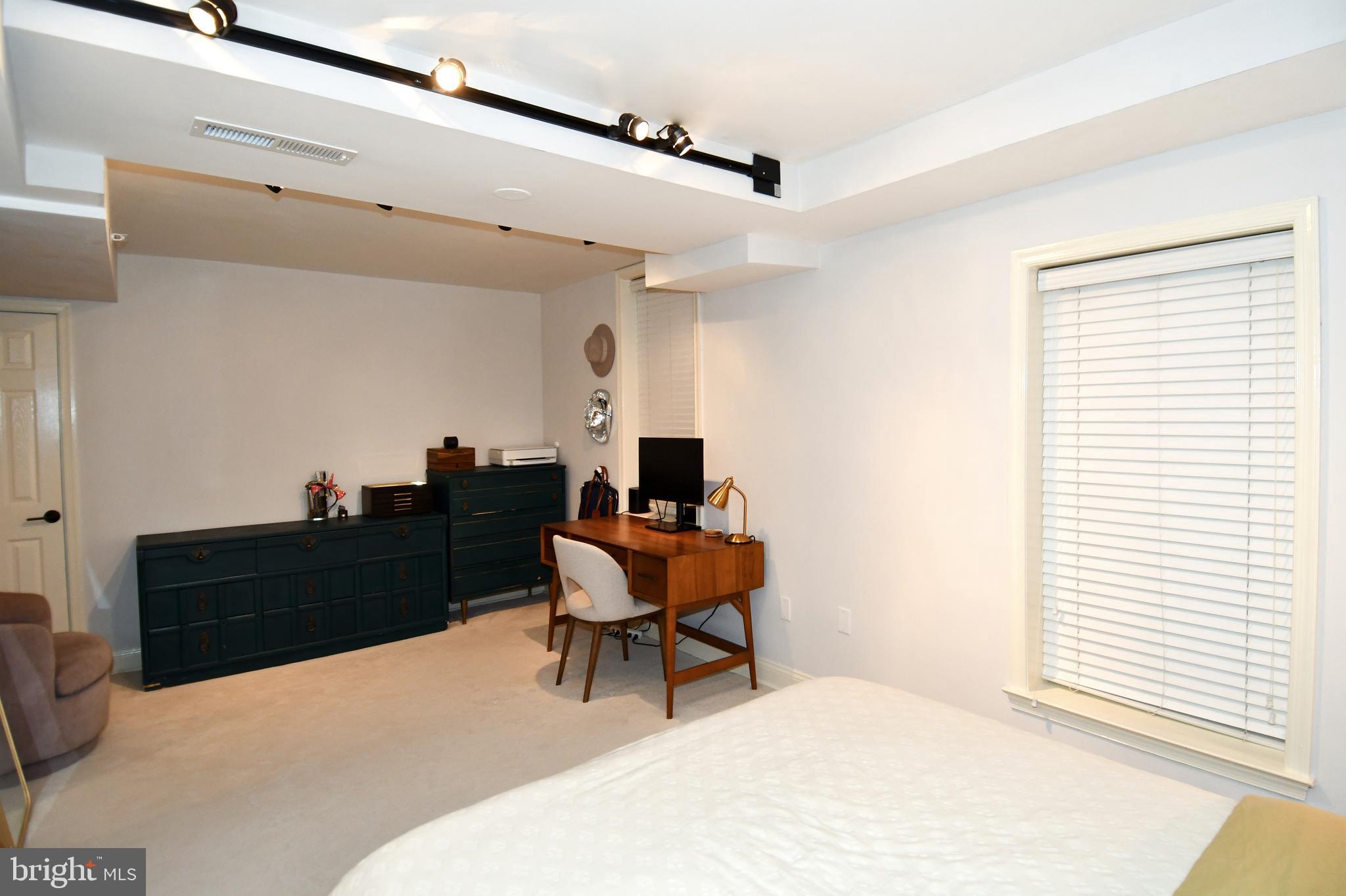 1731 WILLARD STREET NW 105