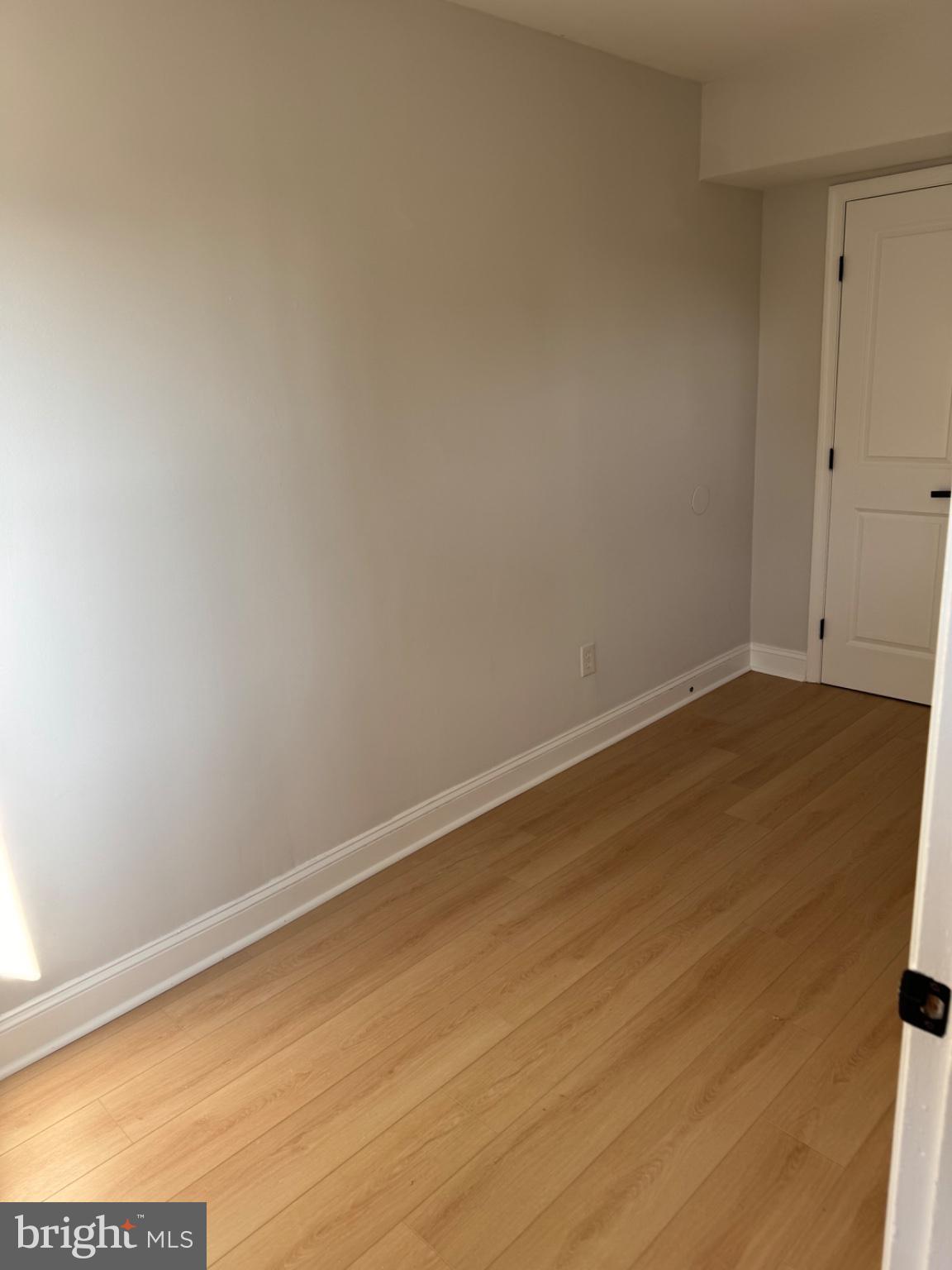 1250 QUEEN STREET NE 2