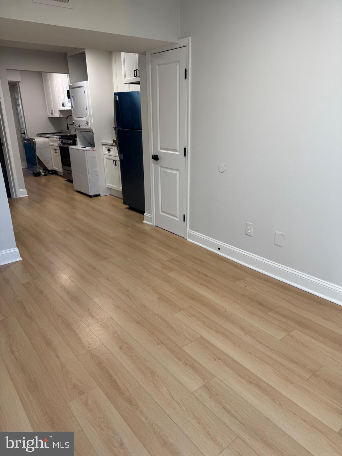 1250 QUEEN STREET NE 2