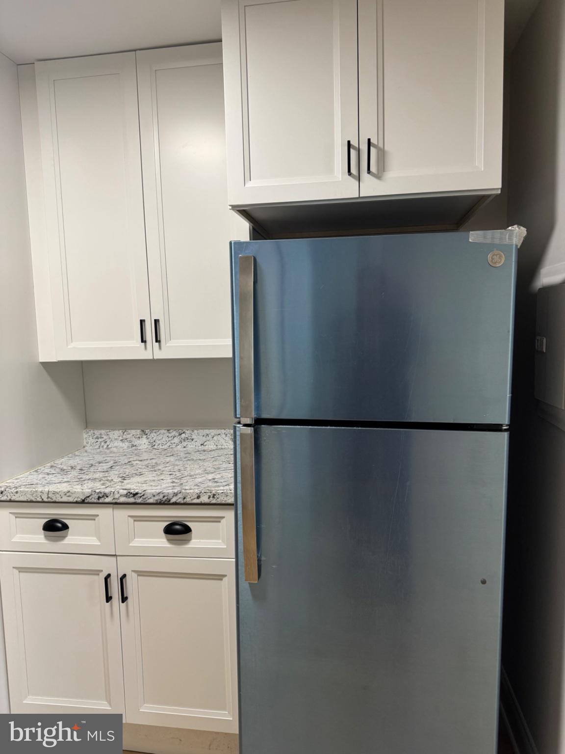 1250 QUEEN STREET NE 2