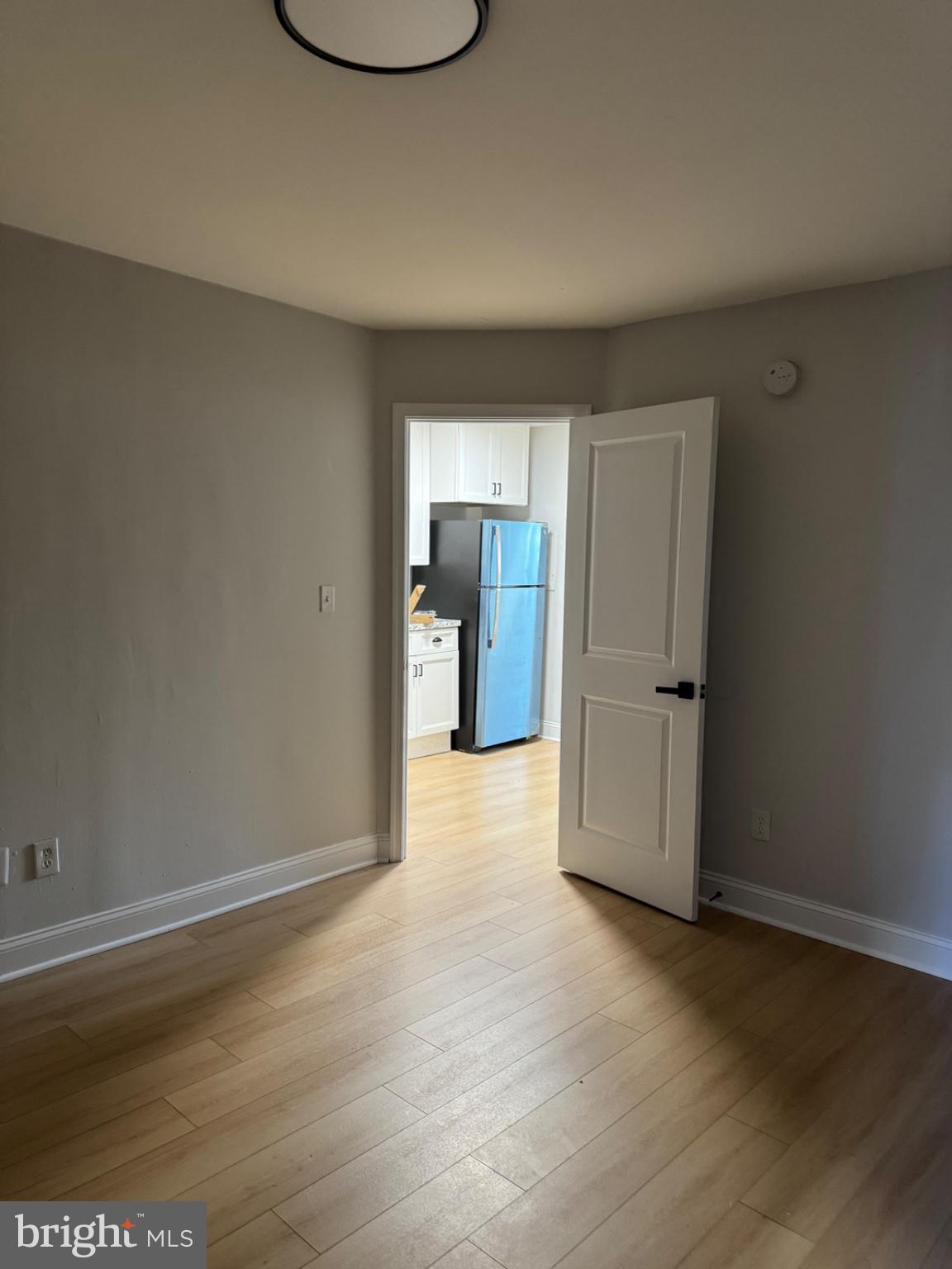 1250 QUEEN STREET NE 2