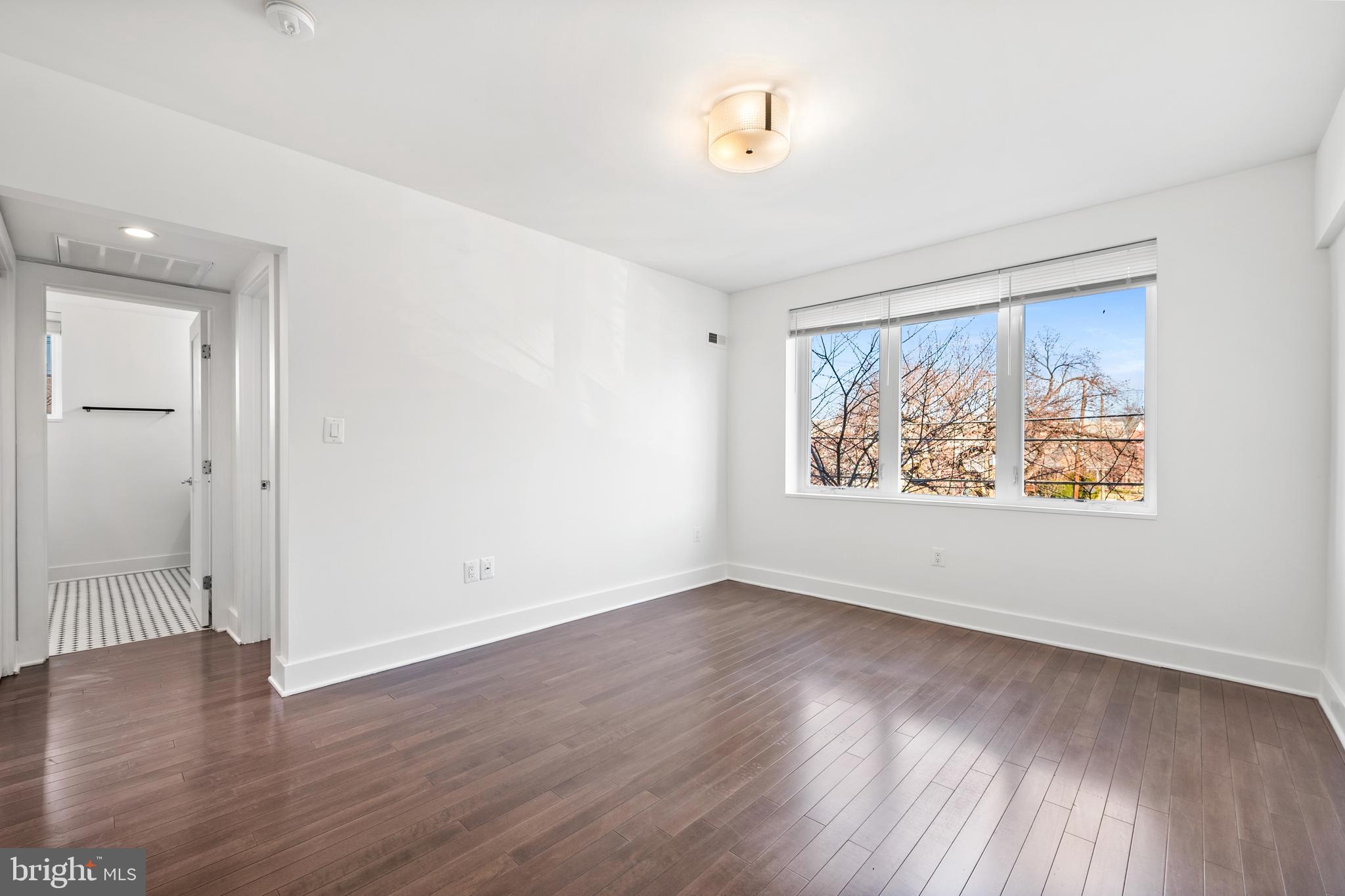 110 GALLATIN STREET NW 11