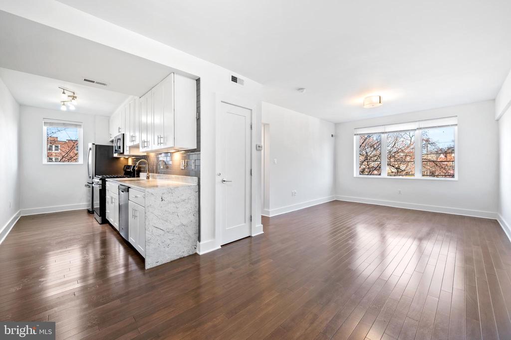 110 GALLATIN STREET NW 11