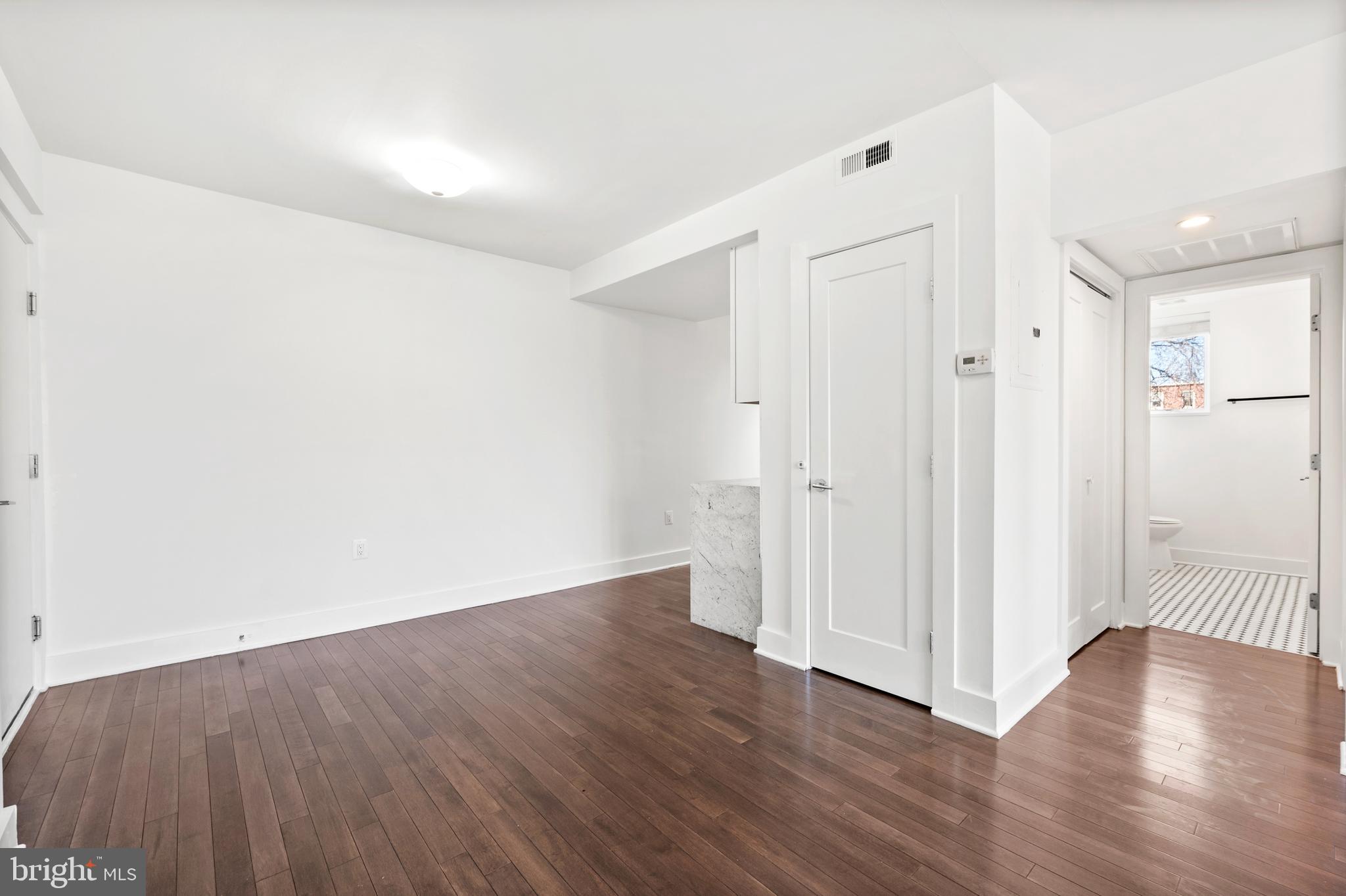 110 GALLATIN STREET NW 11