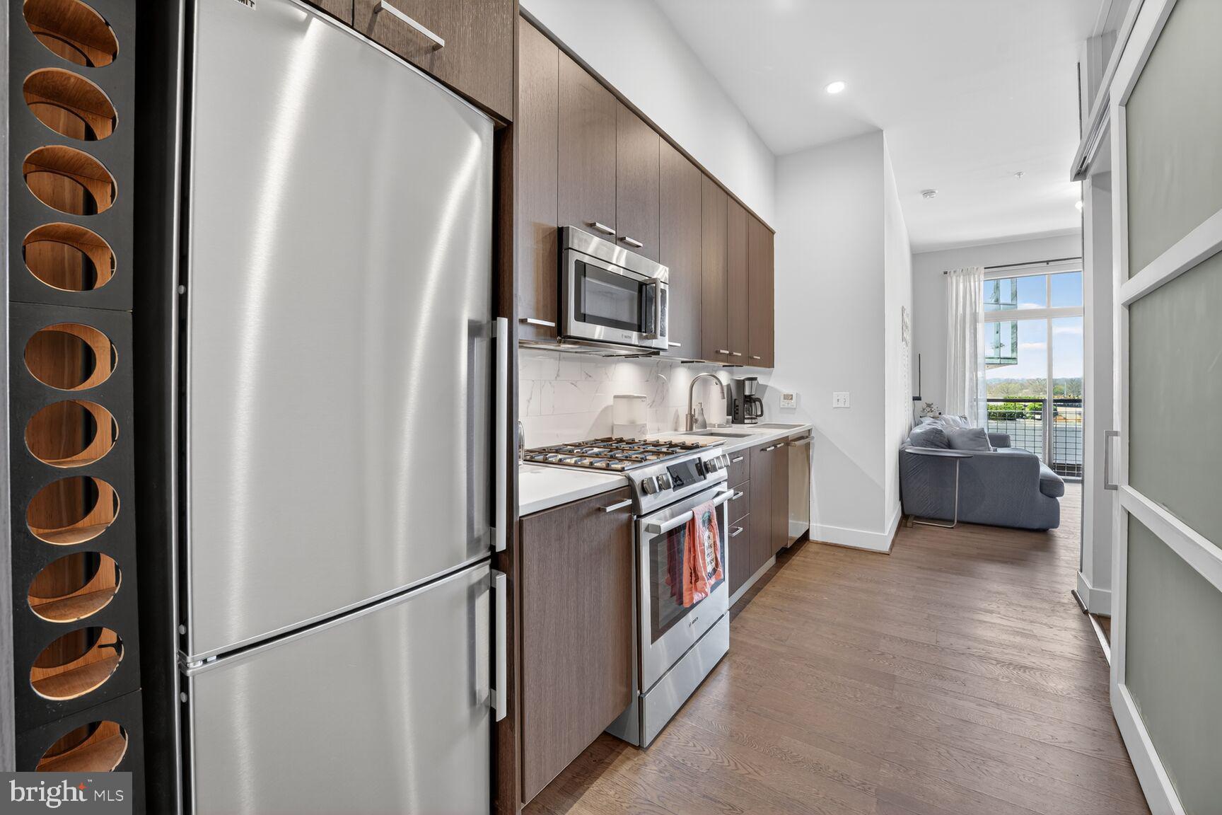 525 WATER STREET SW 314