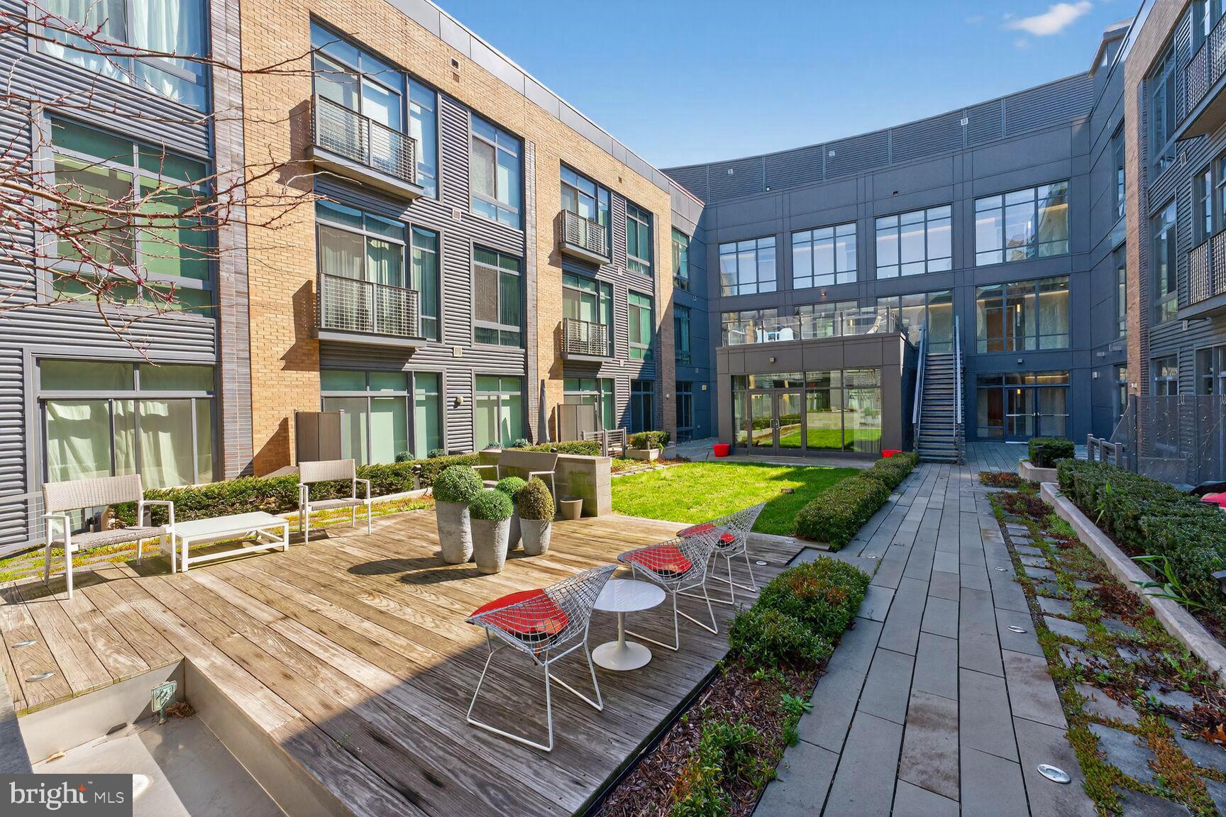 525 WATER STREET SW 314