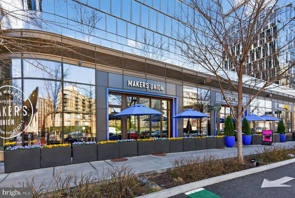 525 WATER STREET SW 314