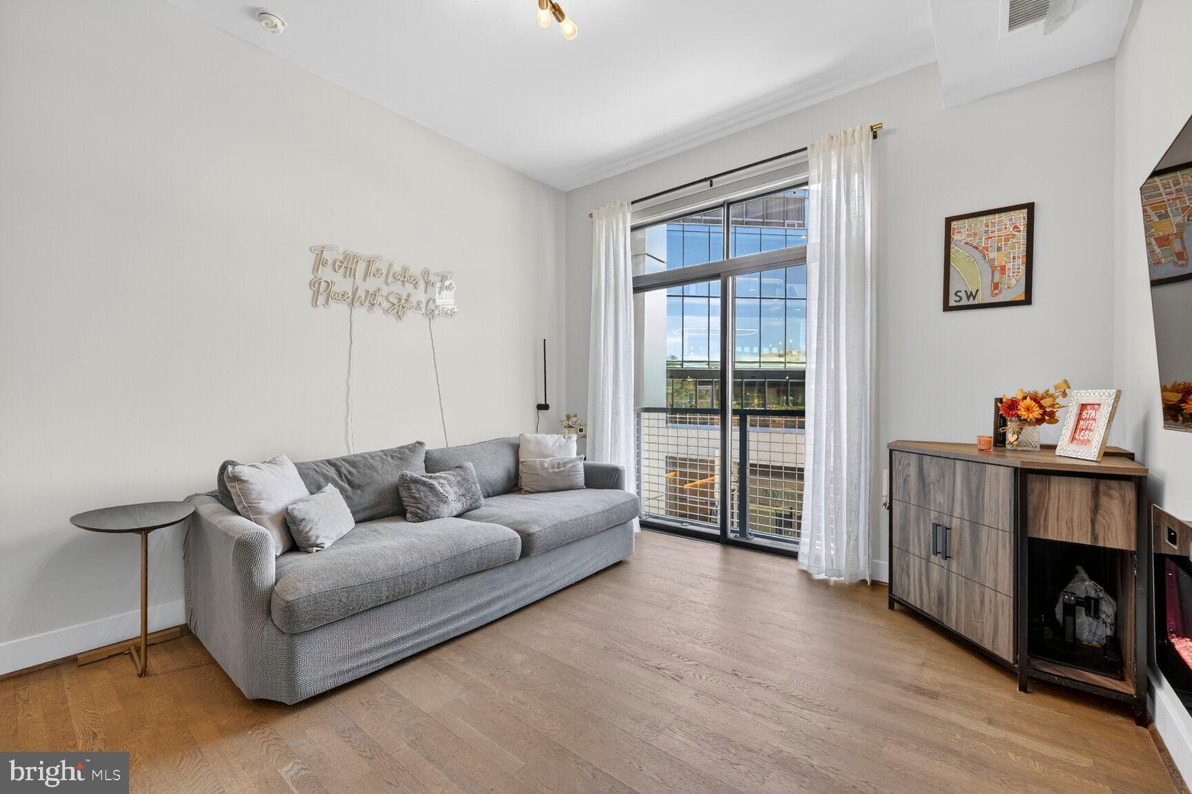 525 WATER STREET SW 314