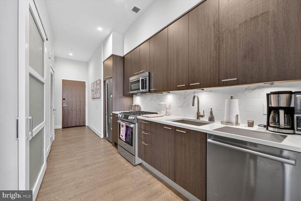 525 WATER STREET SW 314