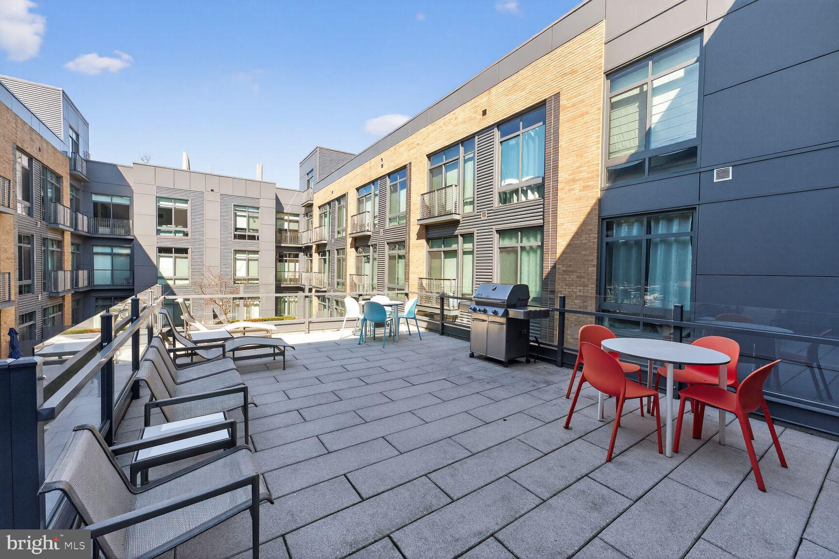 525 WATER STREET SW 314