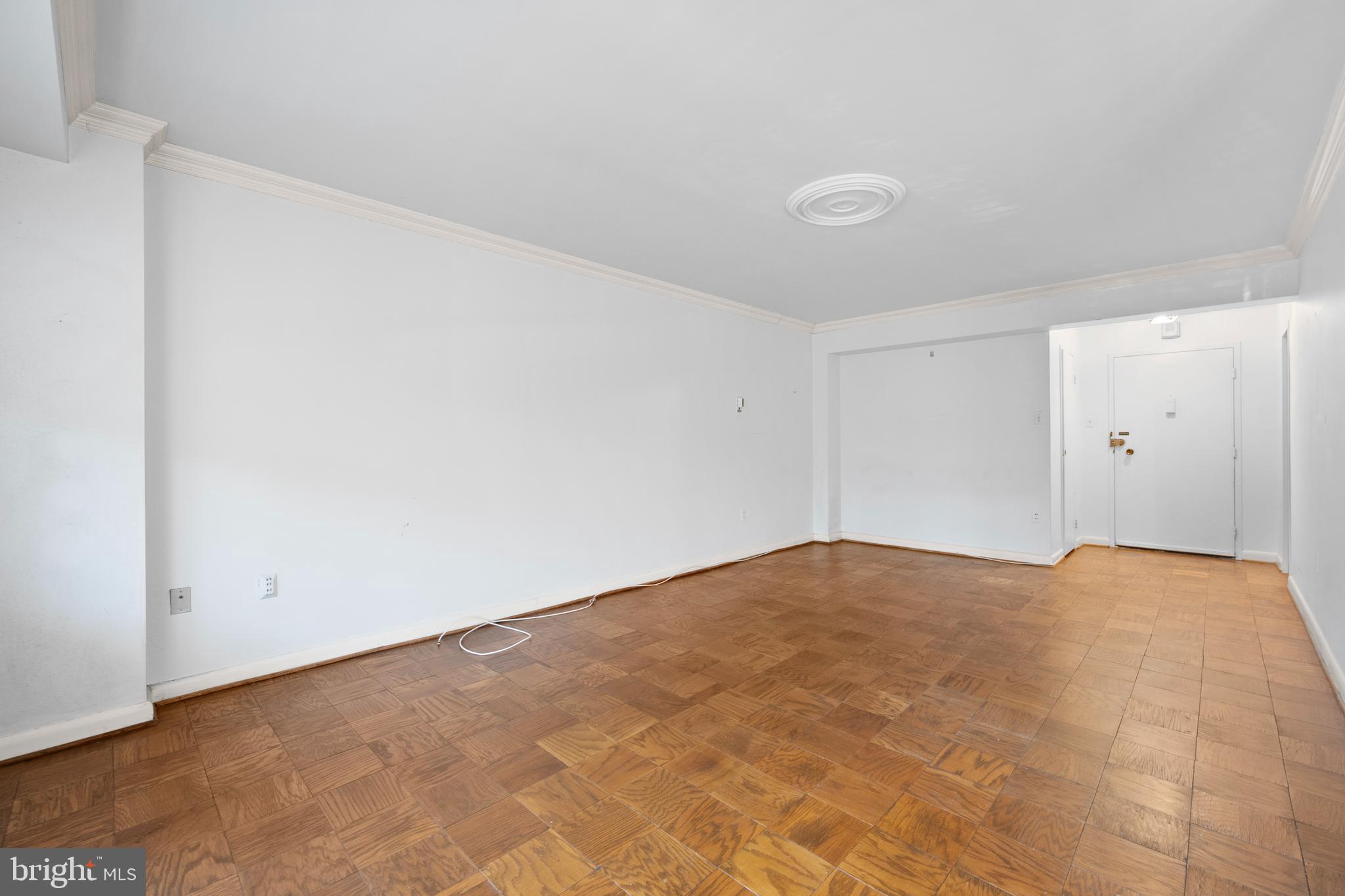 4201 CATHEDRAL AVENUE NW 111E