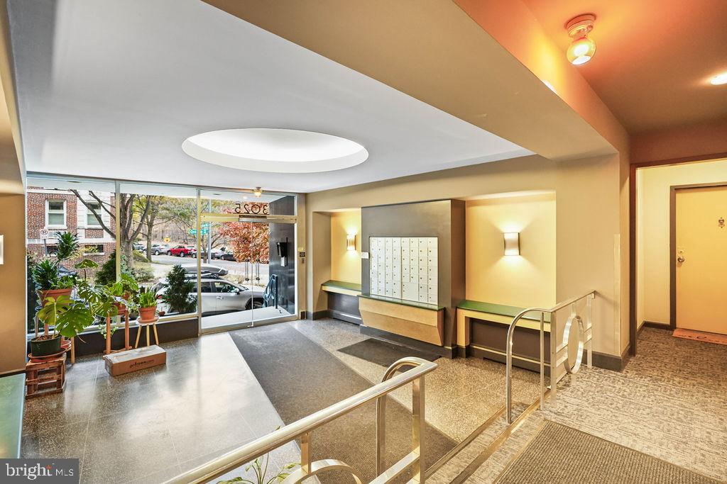 3025 ONTARIO ROAD NW 203