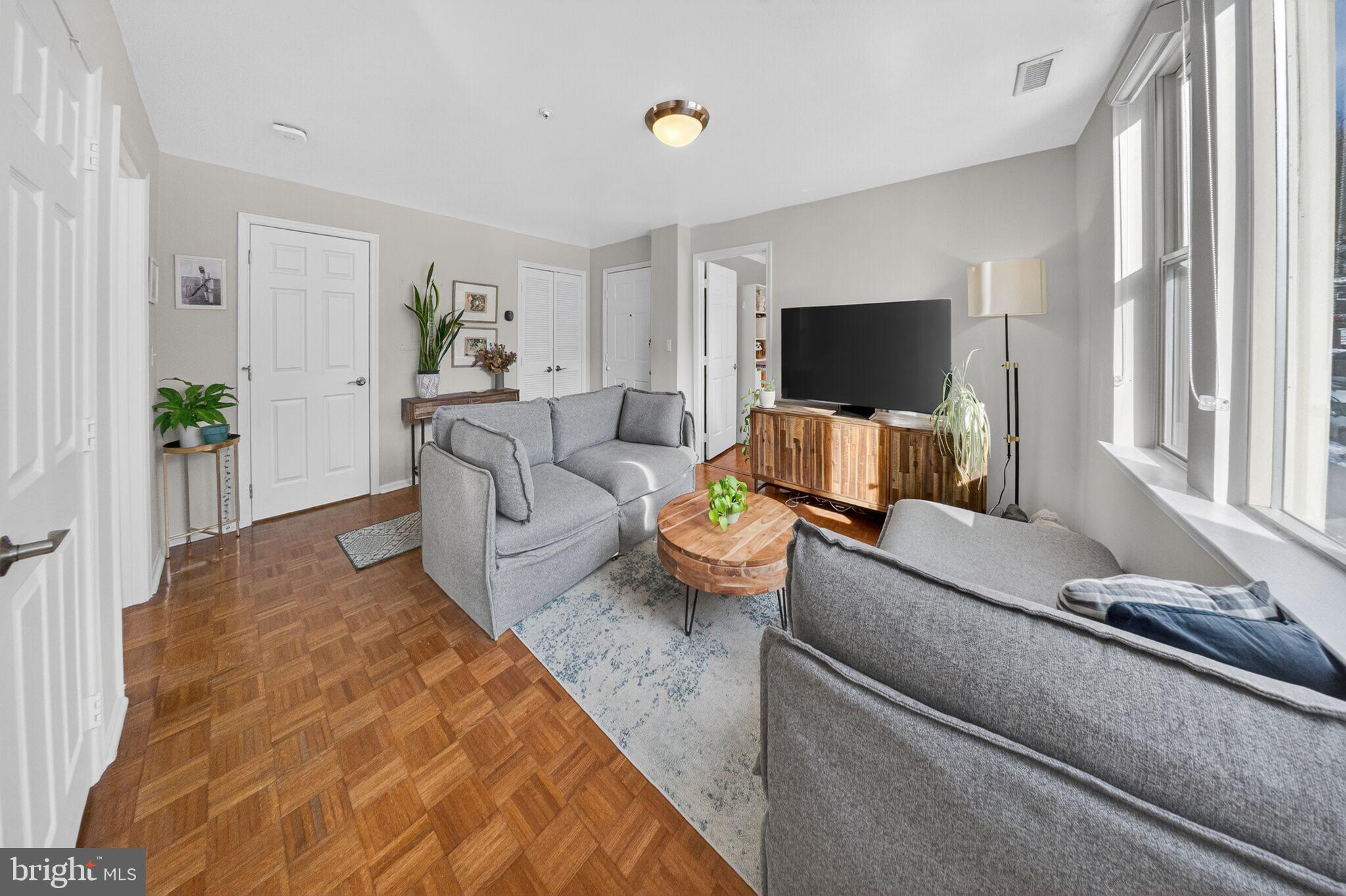 1218 PERRY STREET NE 201