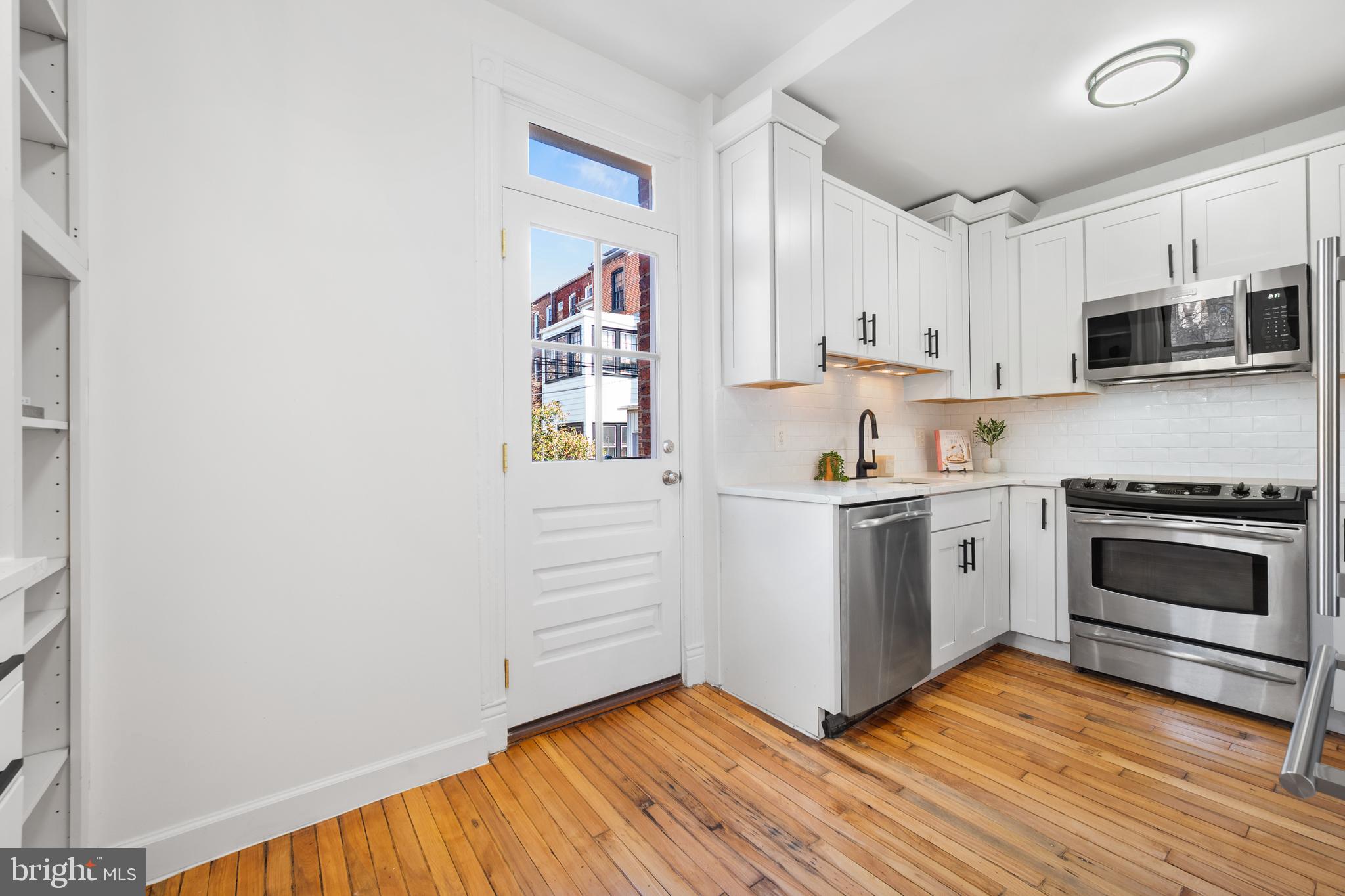 116 6TH STREET NE 105