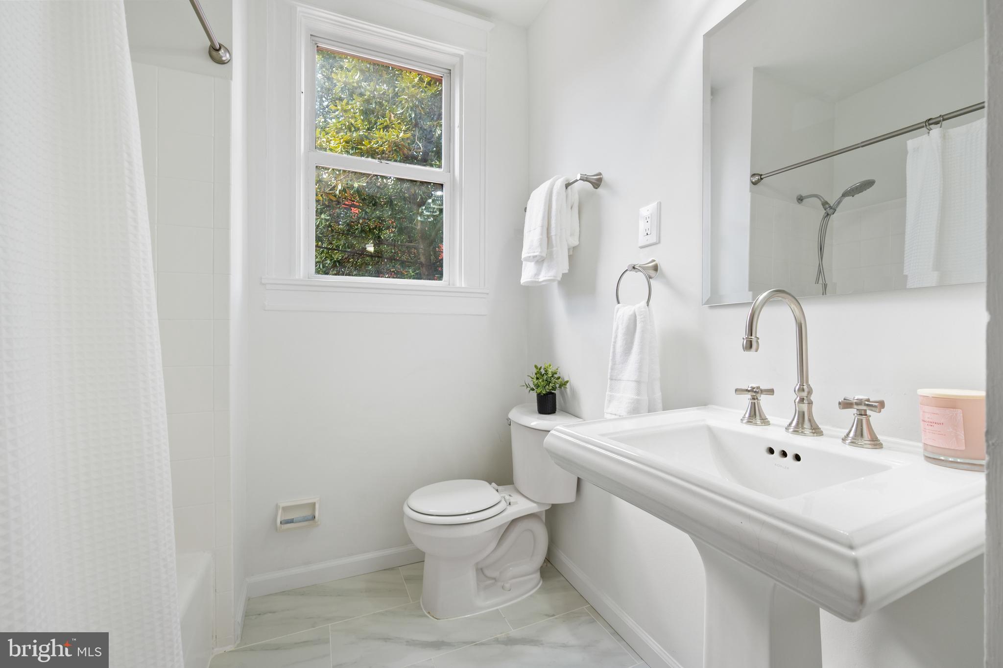 116 6TH STREET NE 105