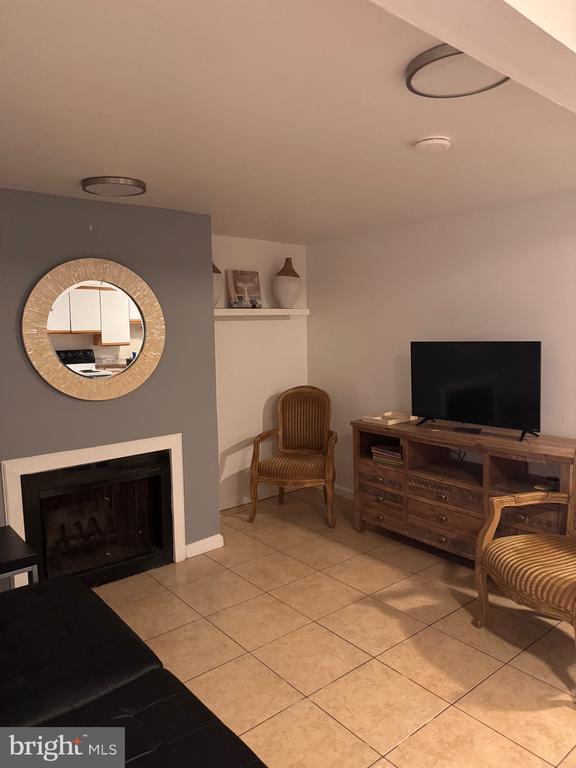 1513 MASSACHUSETTS AVENUE SE Unit: UNIT B