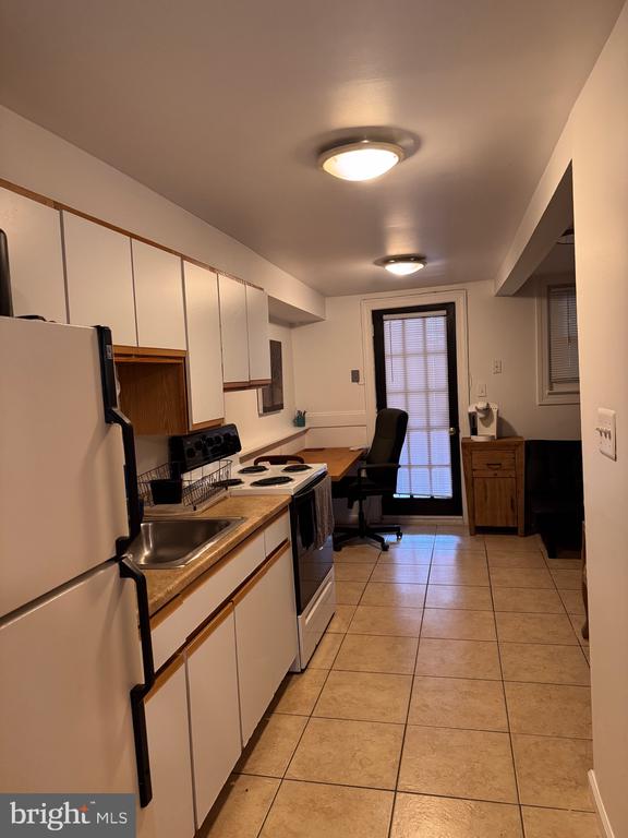 1513 MASSACHUSETTS AVENUE SE Unit: UNIT B