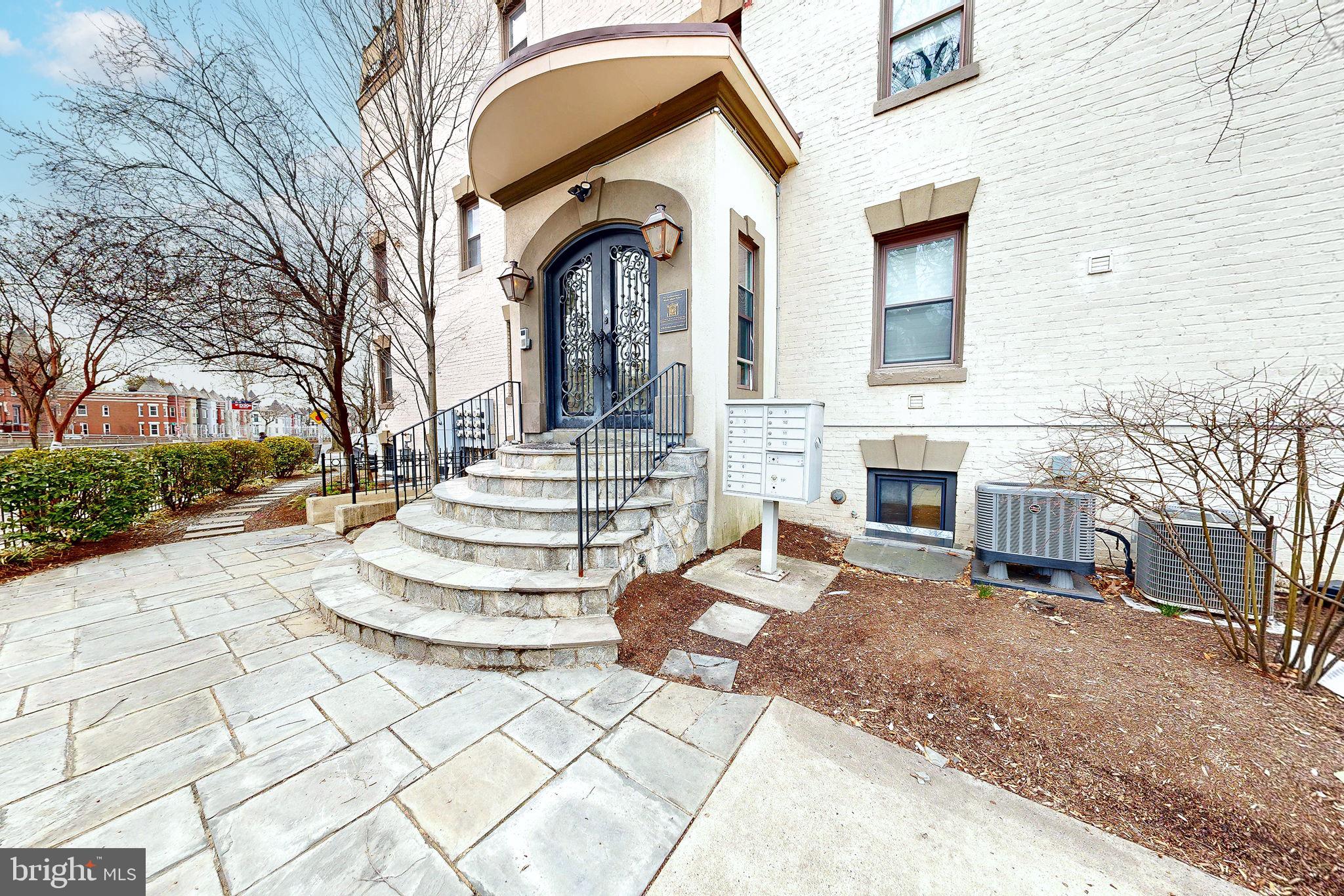 6 RHODE ISLAND AVENUE NW 2