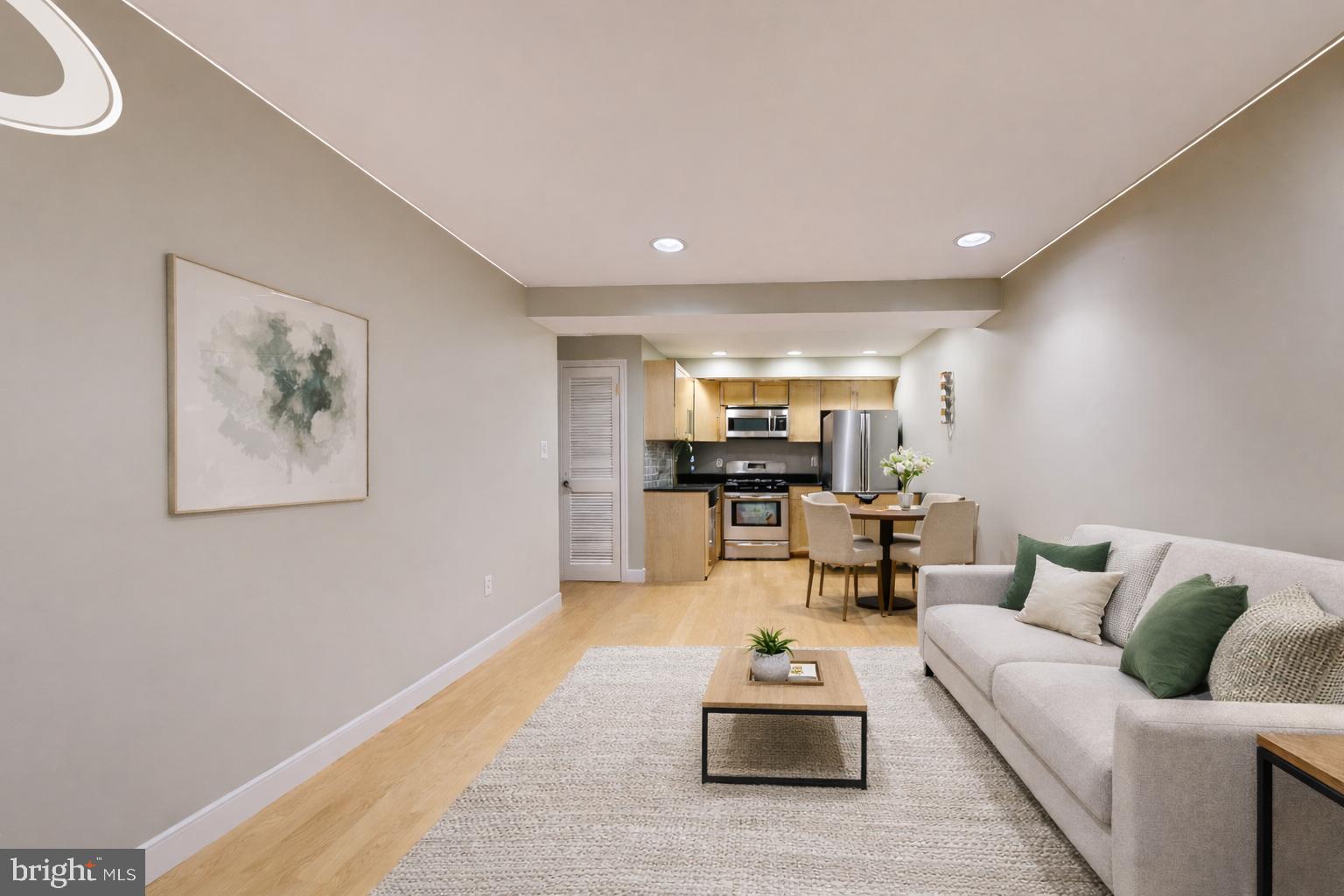 6 RHODE ISLAND AVENUE NW 2