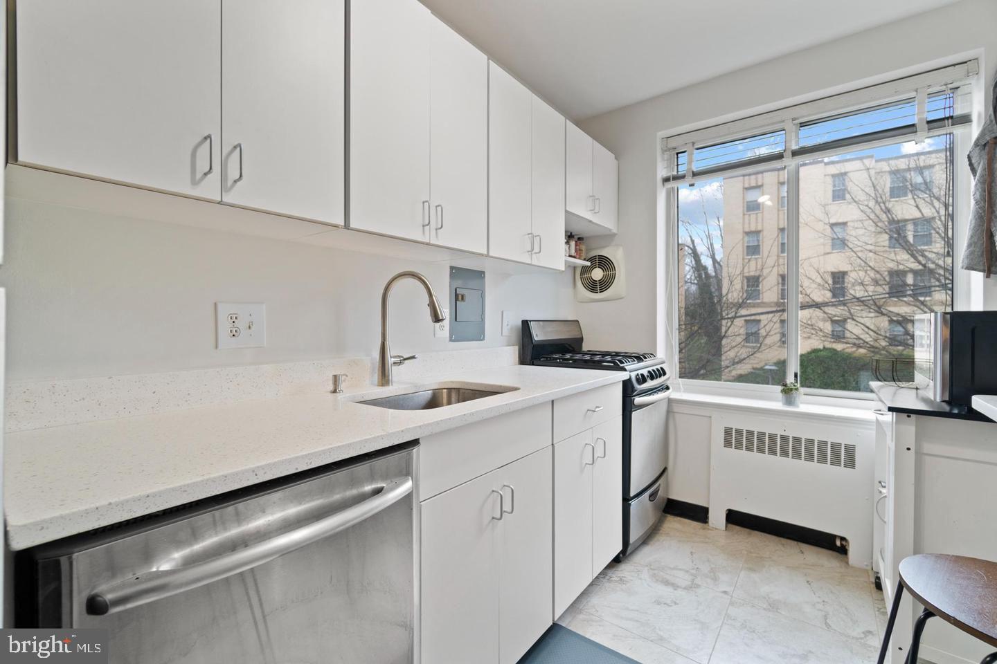 4100 W STREET NW 410