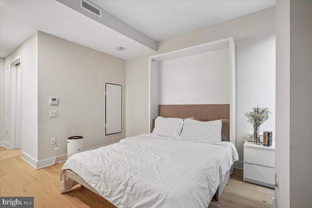 1211 VAN STREET SE 403